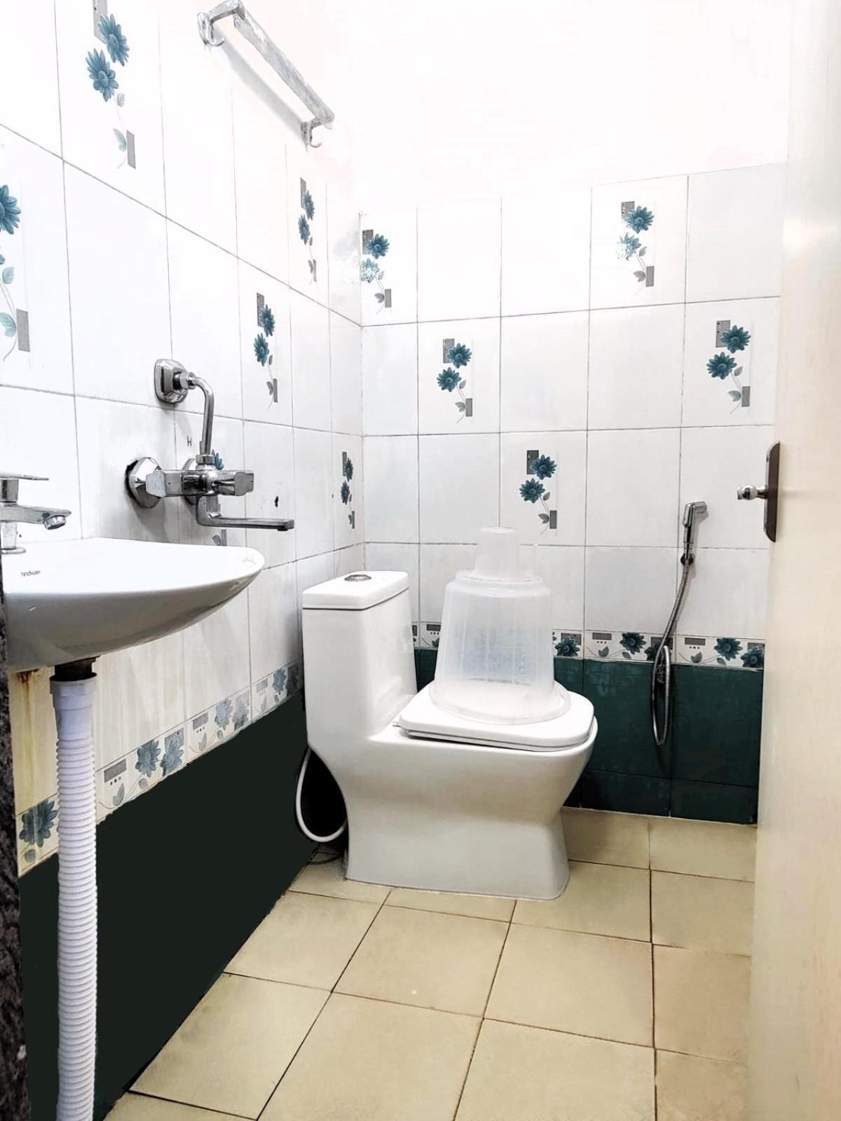 Hotel The Livin Residency Visakhapatnam Zewnętrze zdjęcie